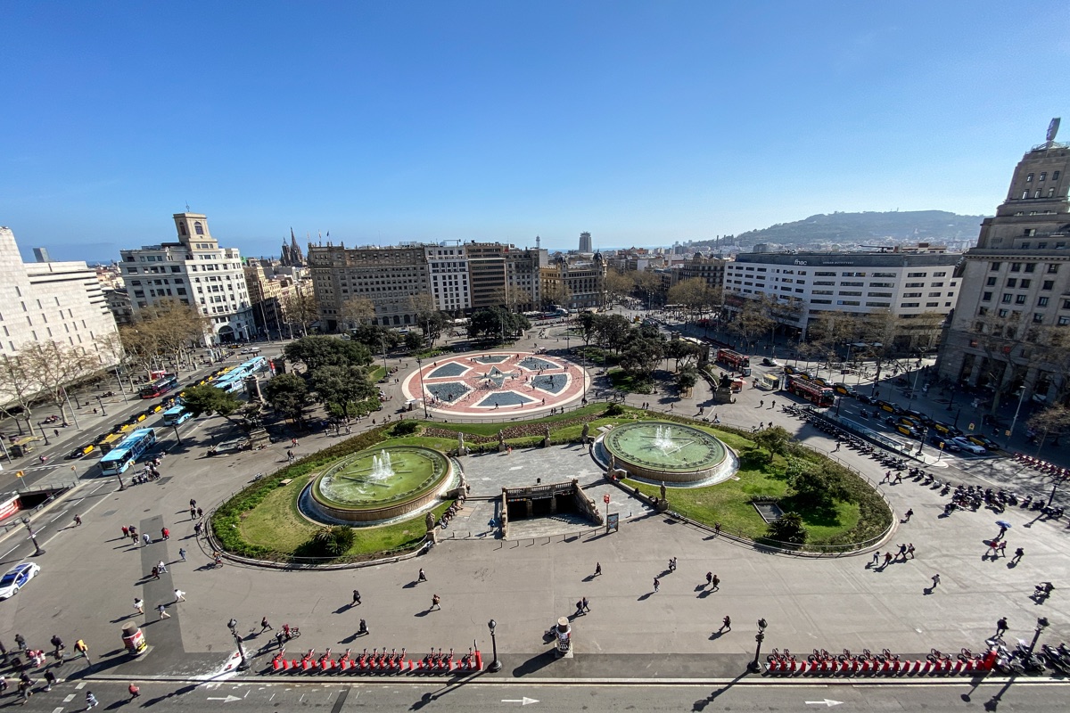 Barcelona: Plaza de España y zonas de servicio